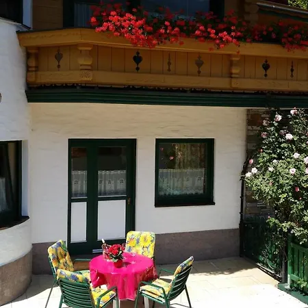 Appartementhaus Zillertal By Piaunddirk Апартаменты Финкенберг