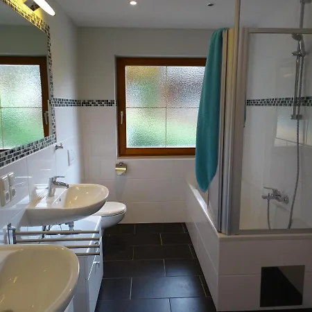 Appartementhaus Zillertal By Piaunddirk Финкенберг