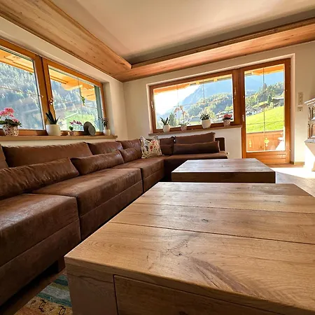 Appartementhaus Zillertal By Piaunddirk * Финкенберг