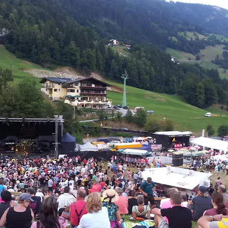 Appartementhaus Zillertal By Piaunddirk Апартаменты